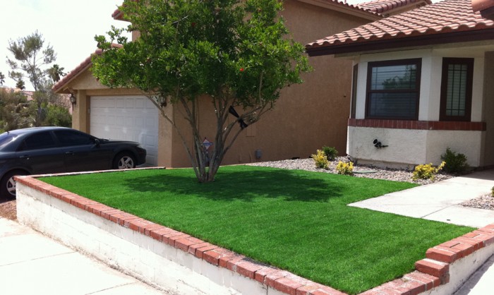 Artificial Grass for Commercial Applications in Vista